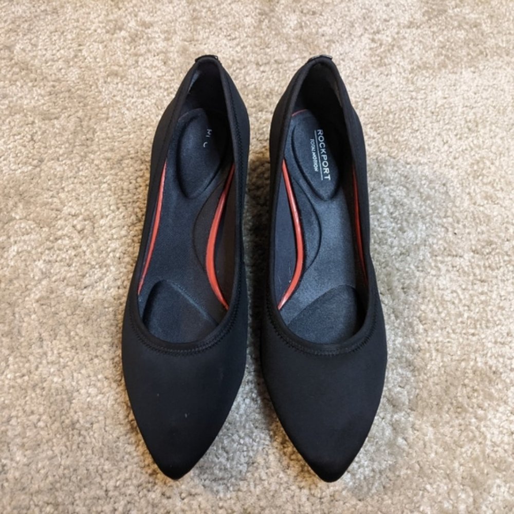 Rockport Total Motion - Woman Pointed Toe with Small Heel Size 7.5
